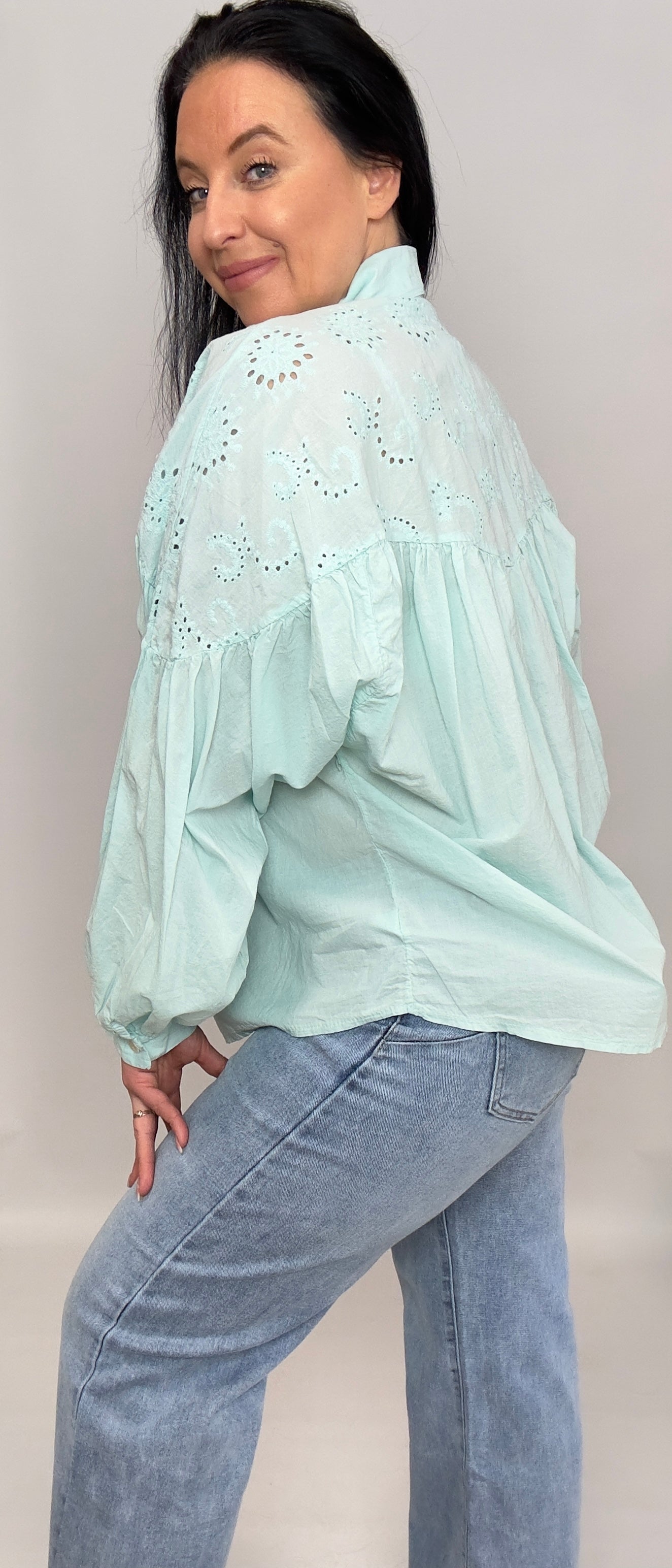 Jess | Broderie Overhemd Aqua | 38-50