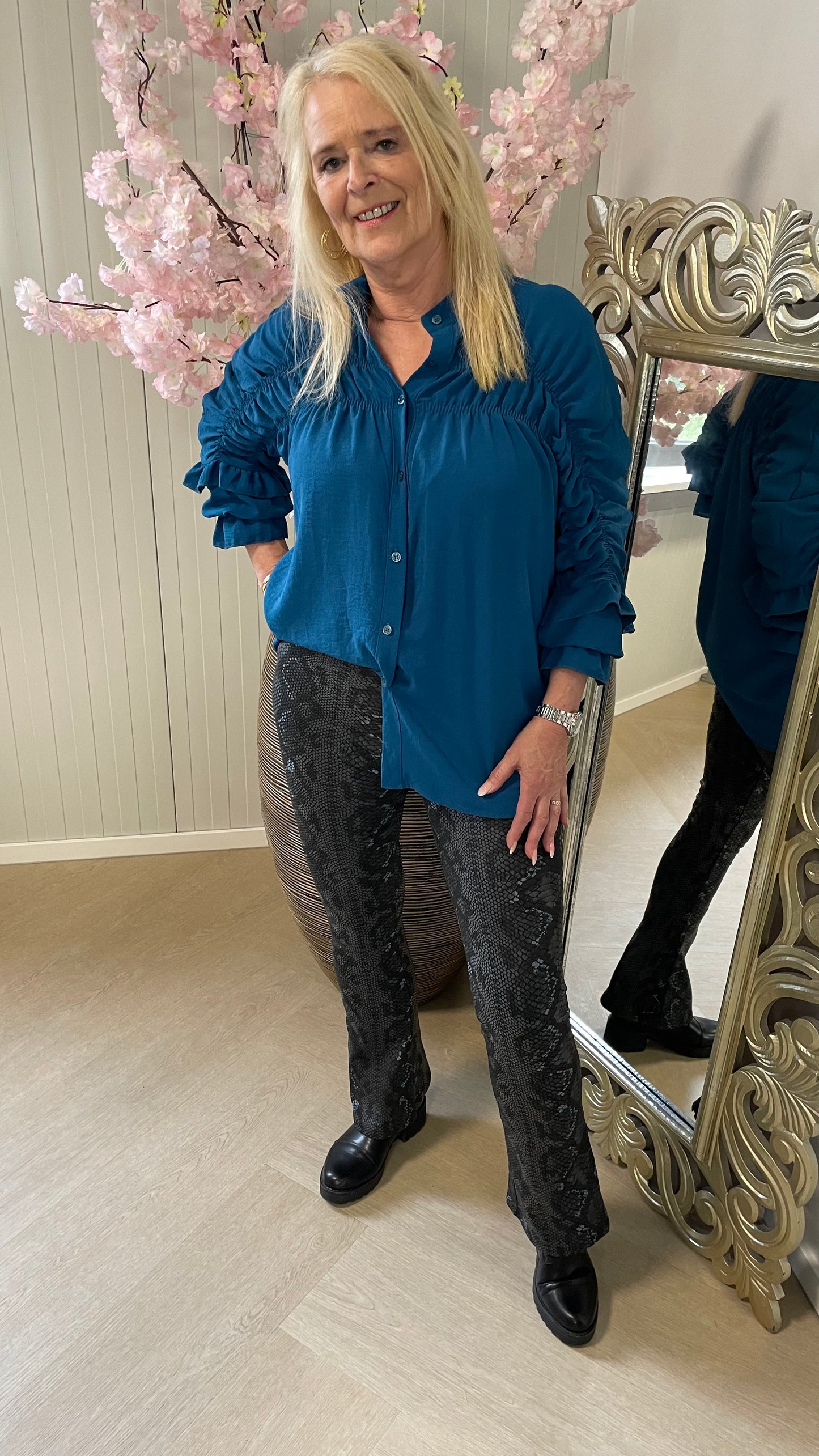 Bella | Snake Flared pants | Zwart