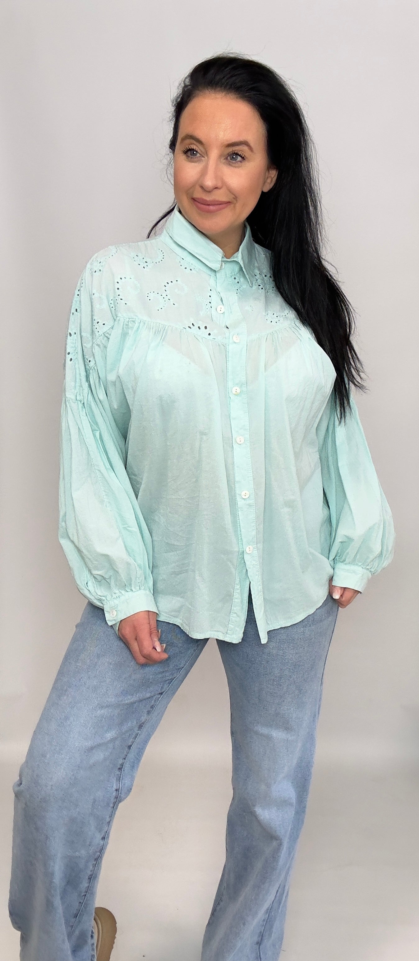 Jess | Broderie Overhemd Aqua | 38-50