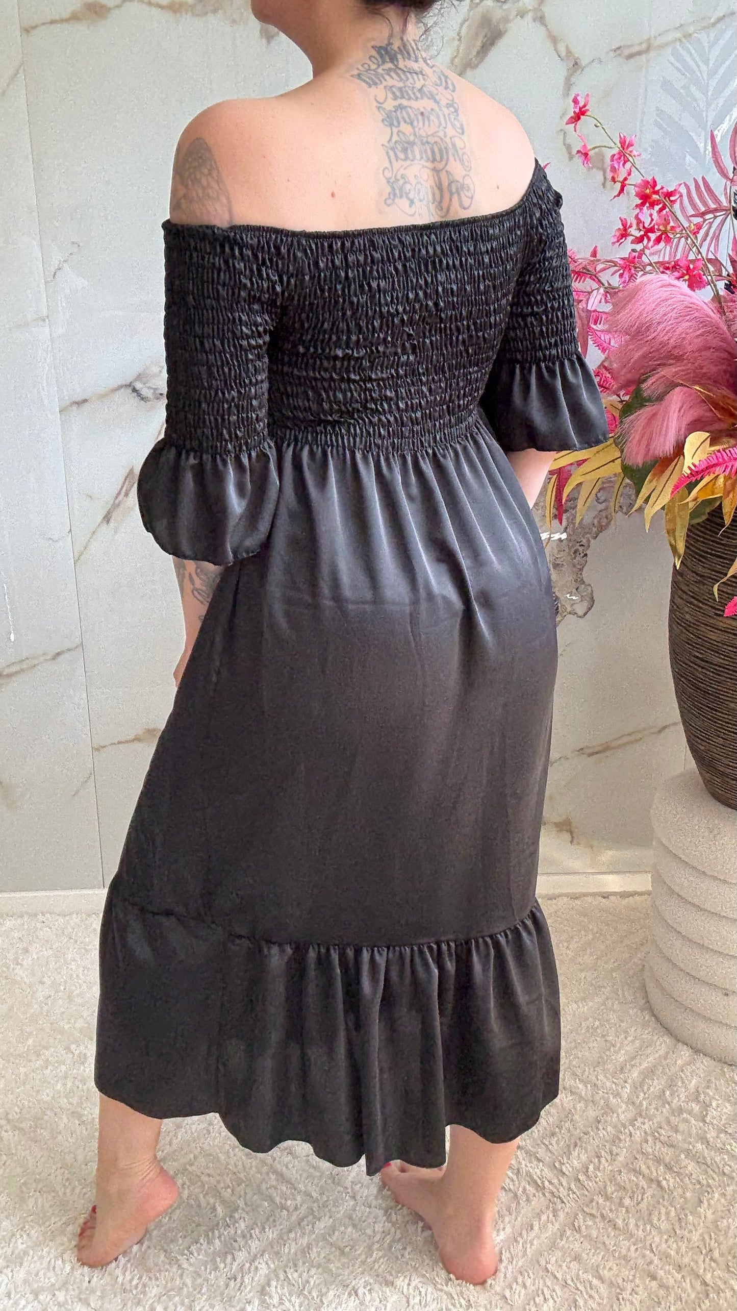 Off Shoulder Silk Dress | Zwart | 36-44