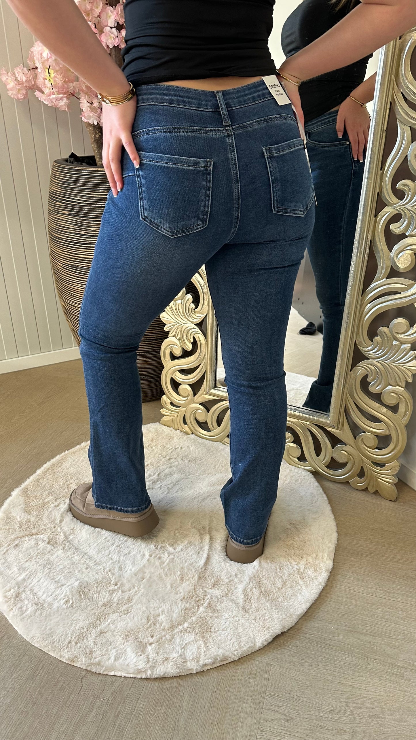 Nina | Flared Jeans | 34-42 | Donker Blauw